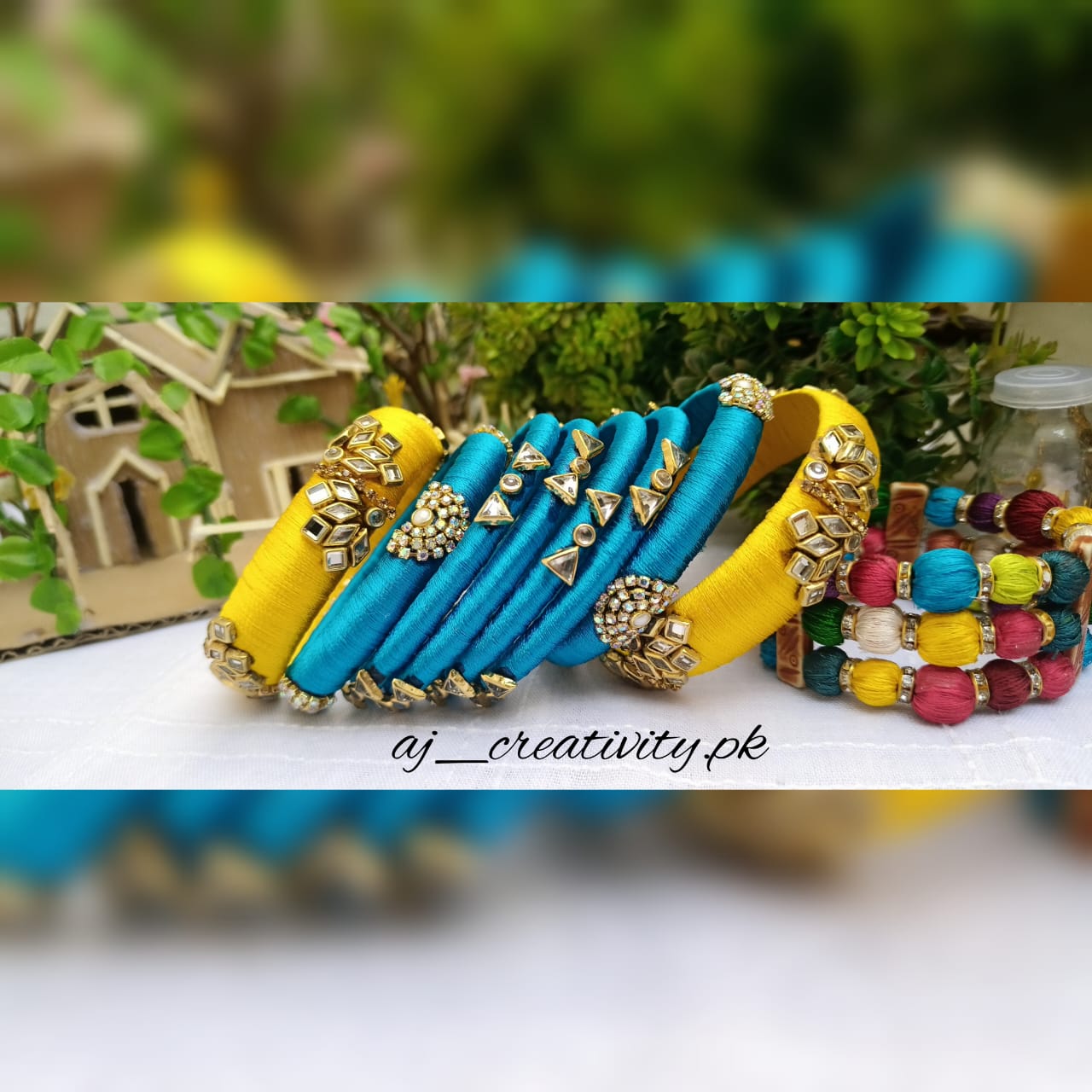 Classic Pearl Bangle